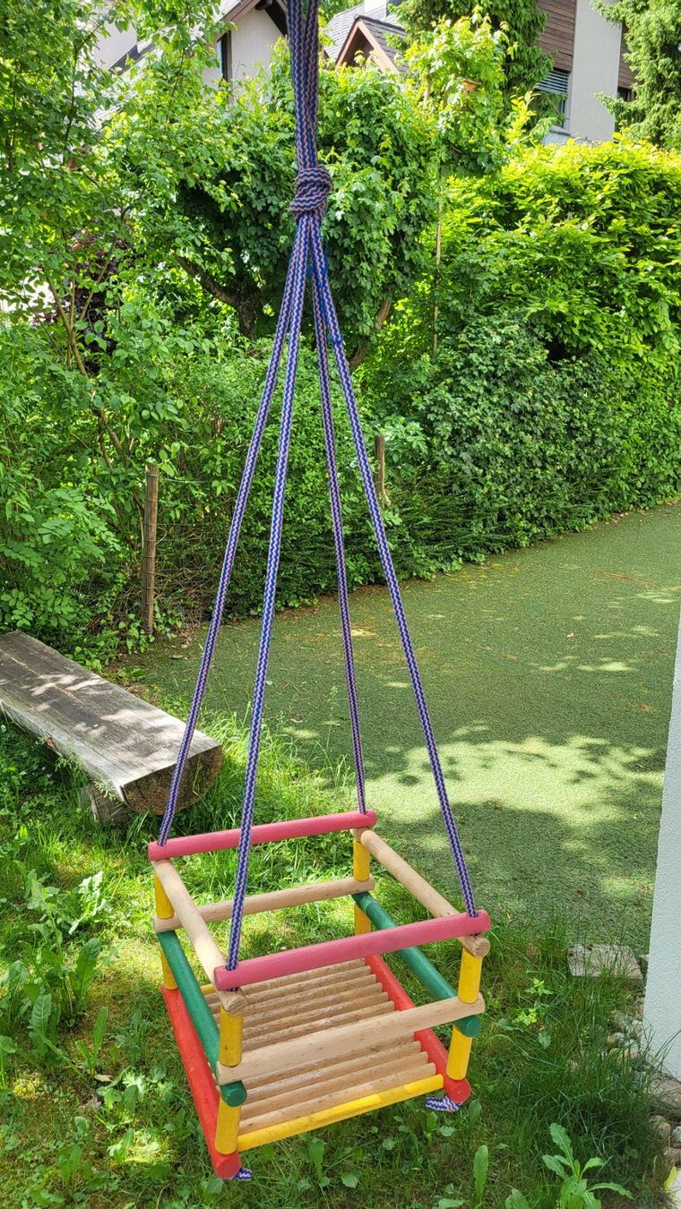 Vasi per fiori: Blumenkorb zum Aufhängen, farbig – Usato da Uster venduto da gurust