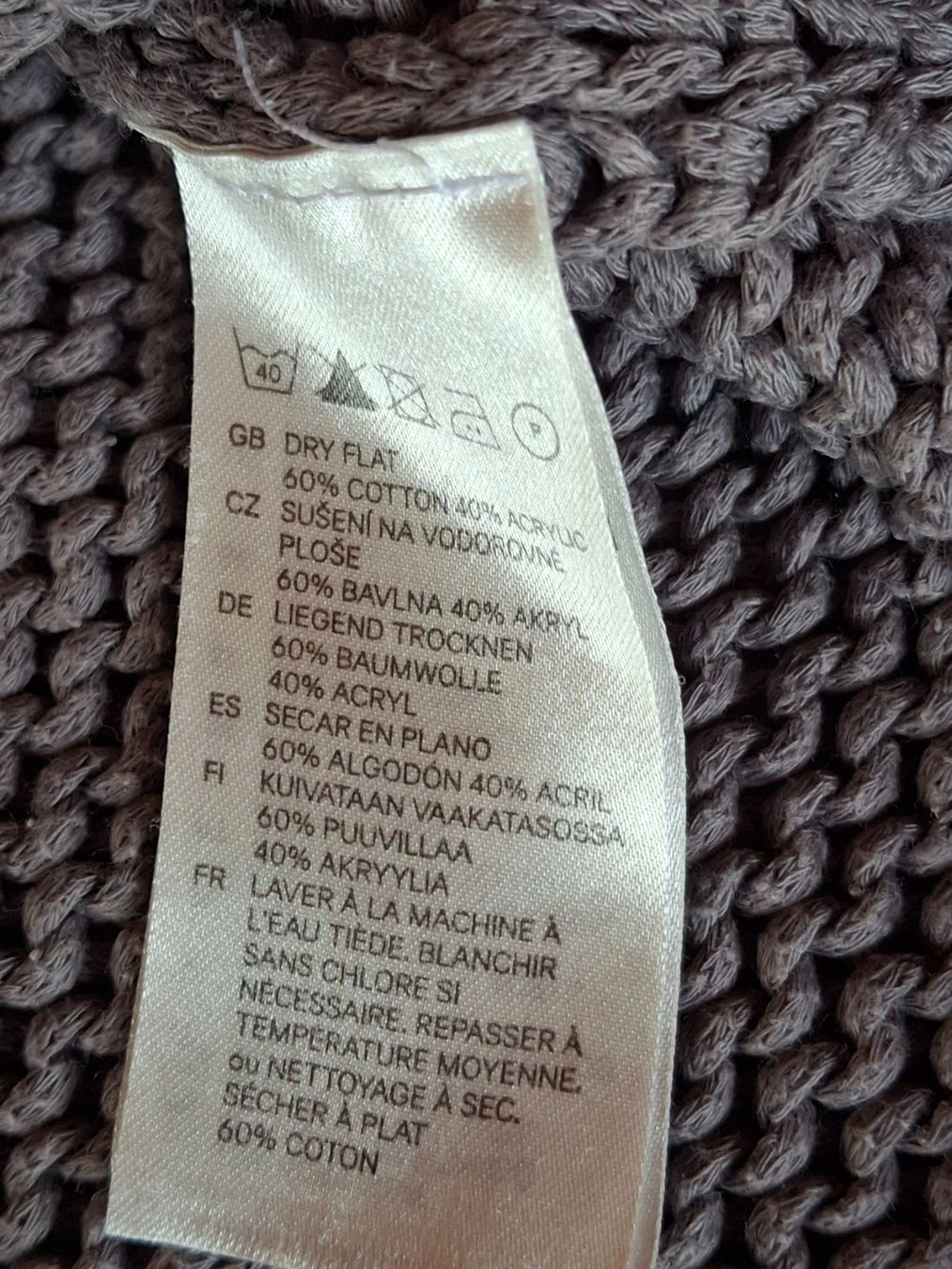 H&M Maglioni & Felpe: Pull gris taille S marque H&M 60% coton – Usato da Villiers venduto da san_jn5w 4