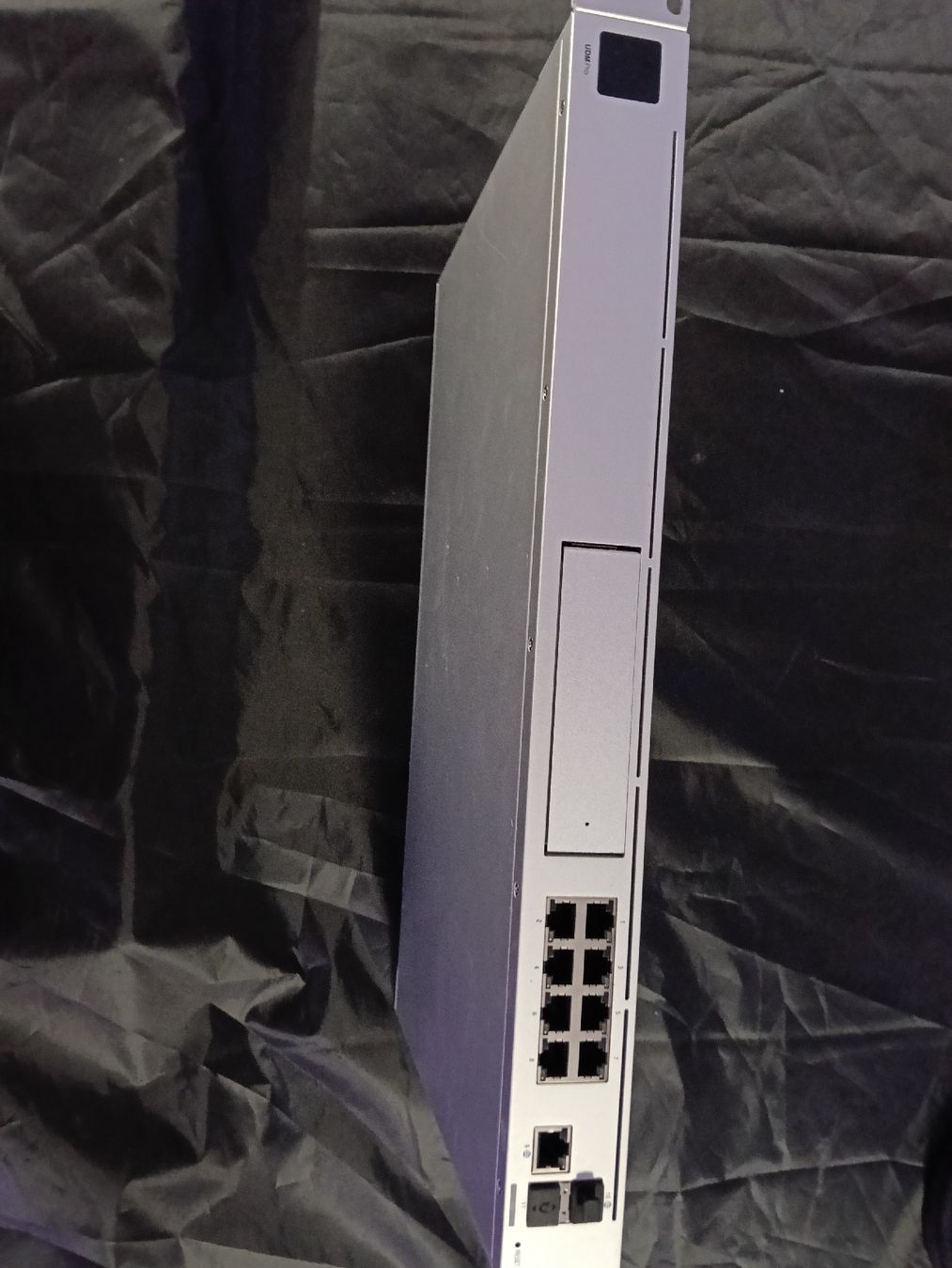 Unifi Modems & Routeurs: UniFi Dream Machine PRO – D'occasion à Känerkinden par DaArDaAn 1