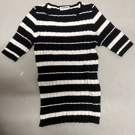Damen Pullover schwarz weiss gestreift
