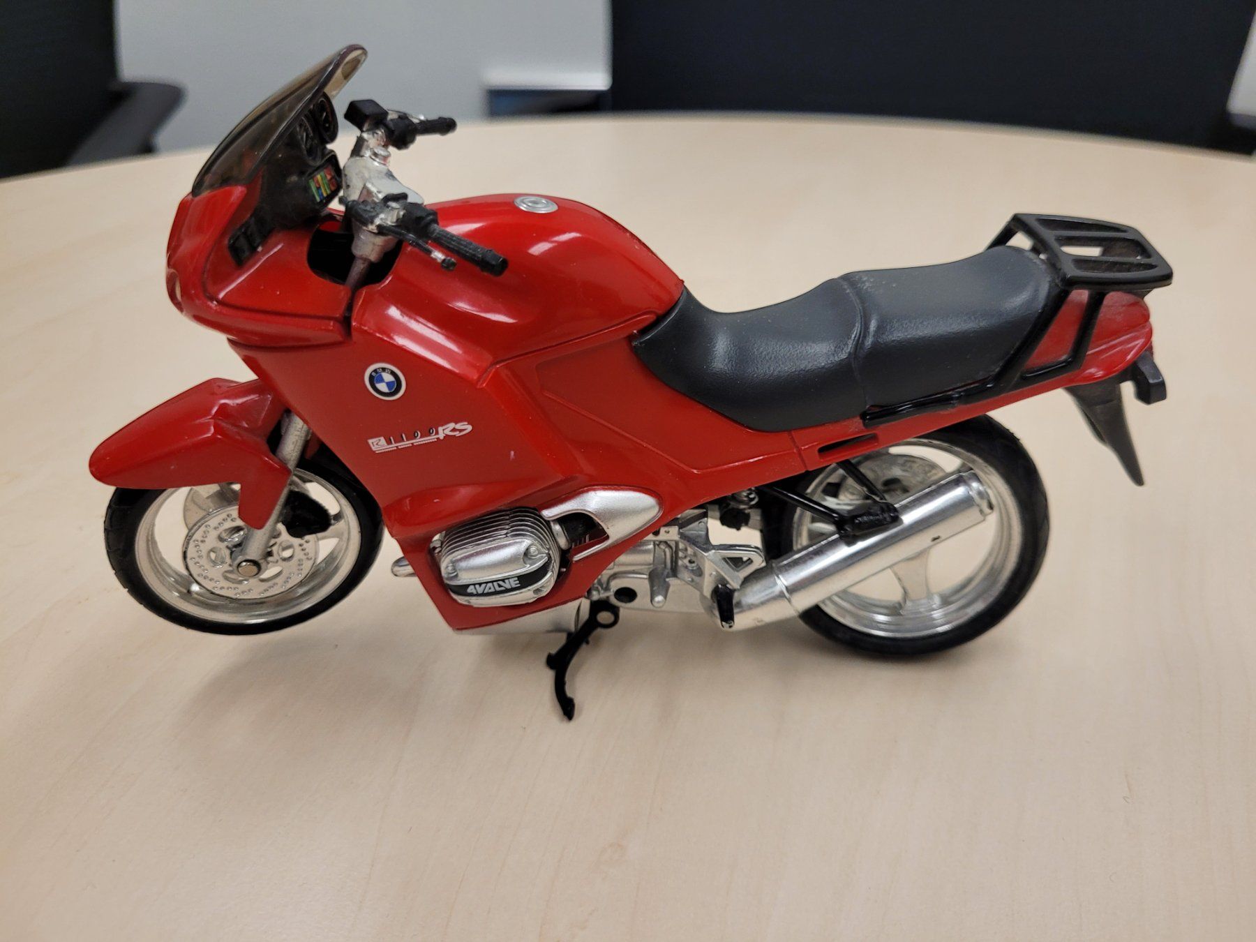 Kit di modellismo & Modellini statici: BMW R1100RS Motorrad Modell, Rot – Usato da Nürensdorf venduto da spartacus64 1