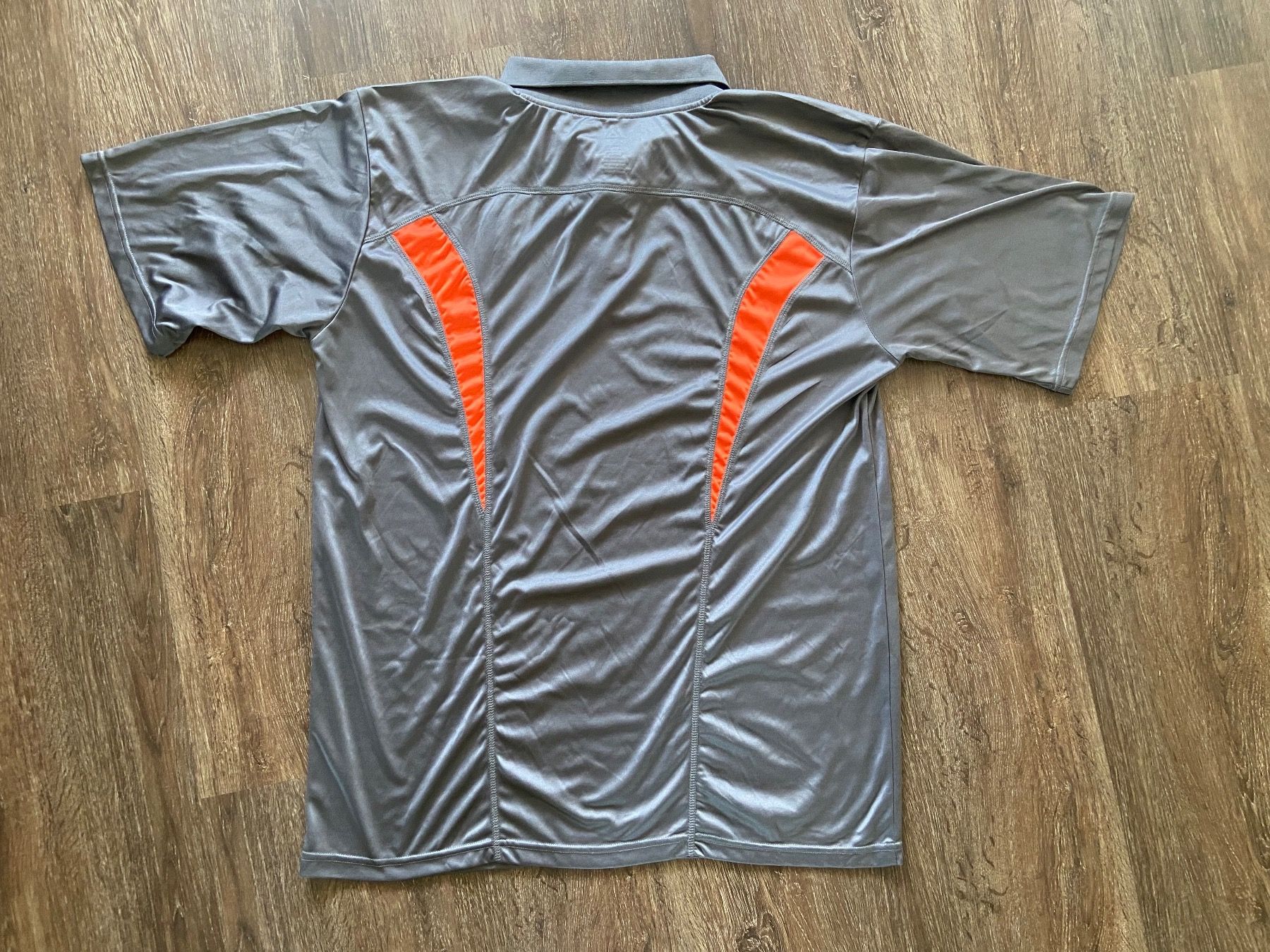T-Shirts: San Francisco Giants Shirt Gr. XL – Gebraucht aus Muttenz von bargain_hunter 2