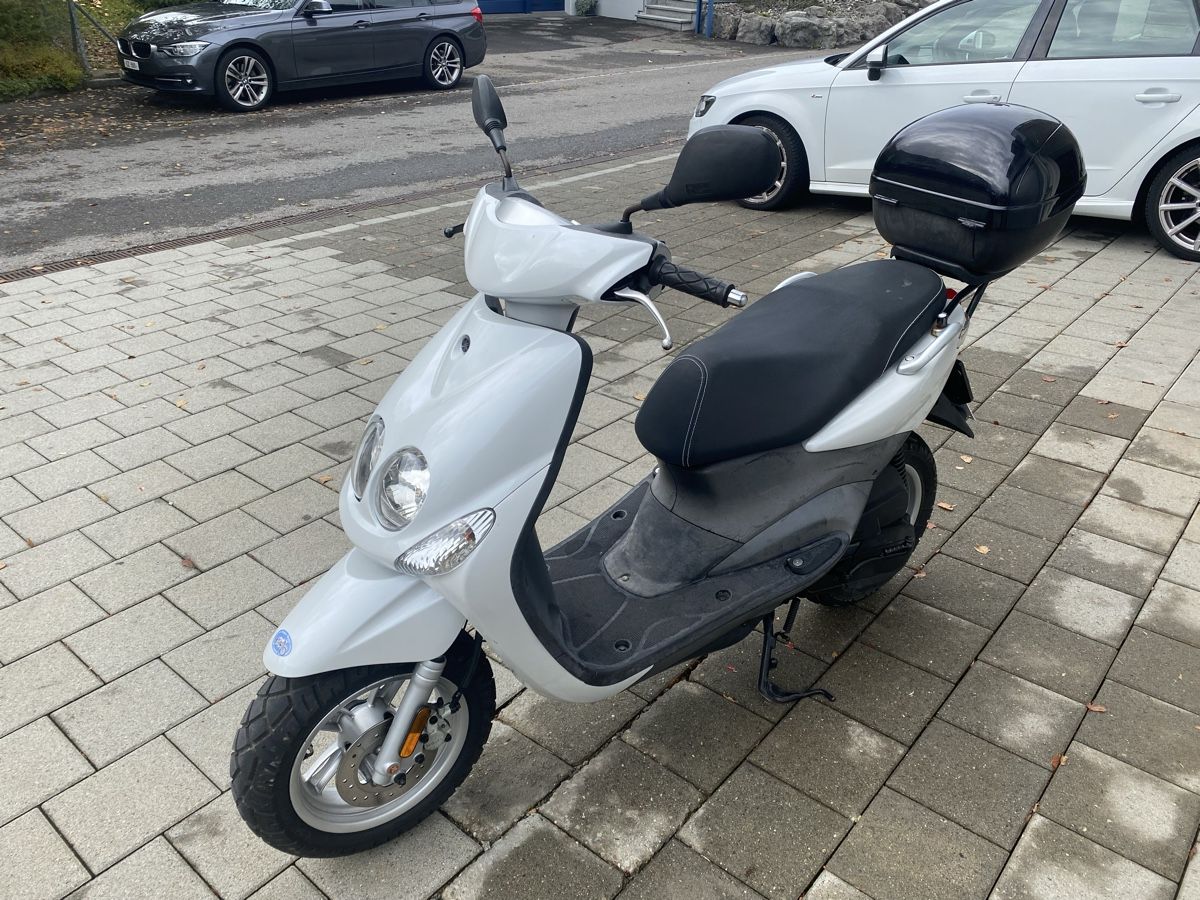 Yamaha Scooters: Yamaha YN50F – Defekt aus Bennau von Rennzwerg 2
