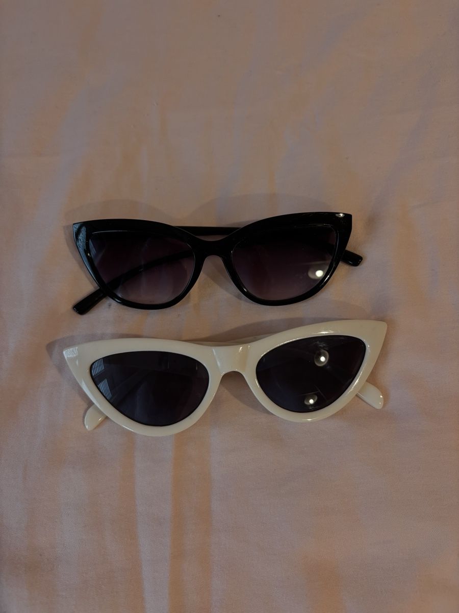 Occhiali & Lenti: Lunettes de soleil lots de 2 – Nuovo (secondo la descrizione) da Chêne-Bougeries venduto da sor_9rzp