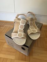 Bata Sandalen Gr. 40 beige/weiss NIE gebraucht NEUPREIS 49.9