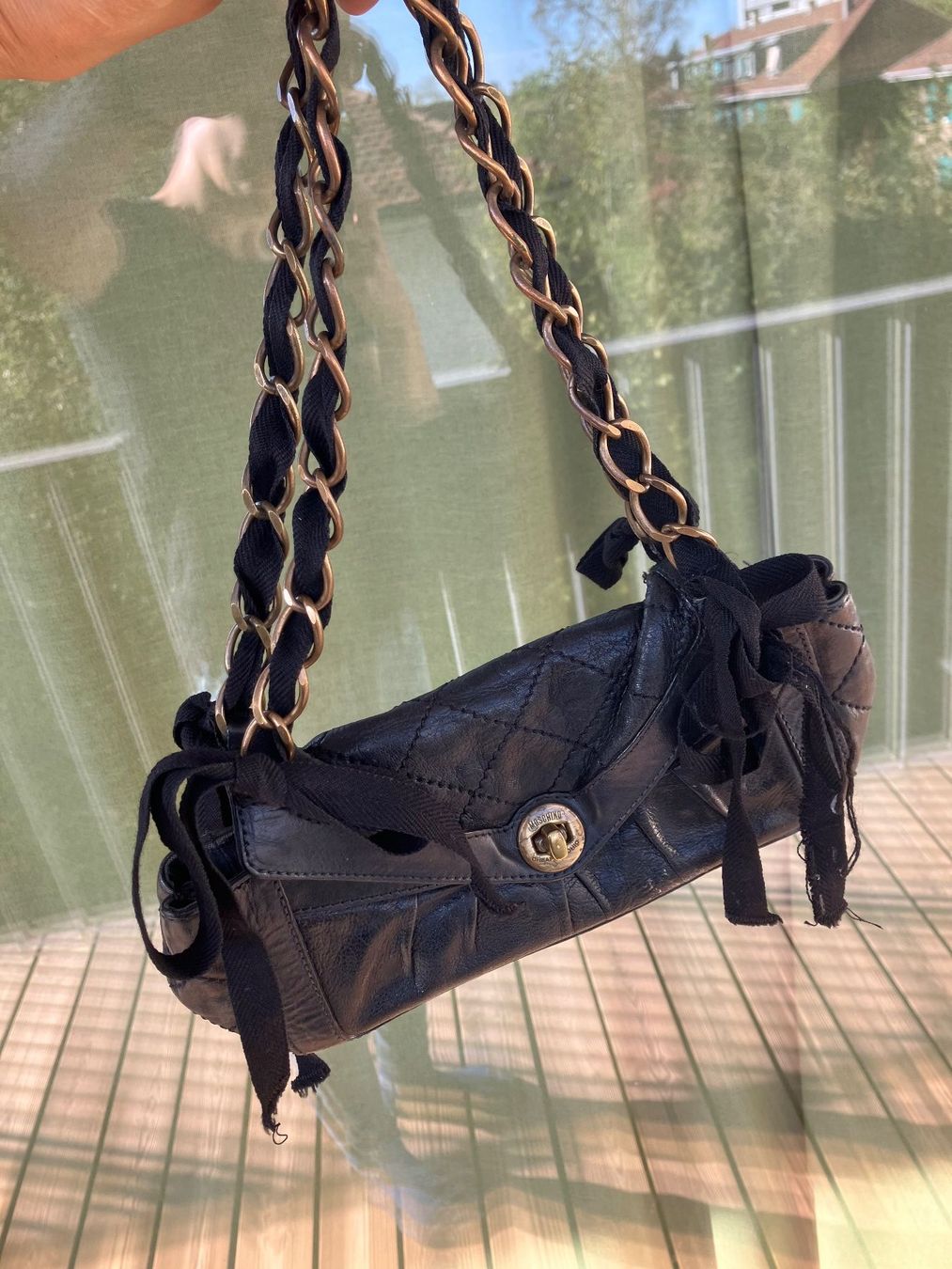 Moschino Borse da donna: Original Moschino Lederhandtasche – Usato da Bern venduto da larabit