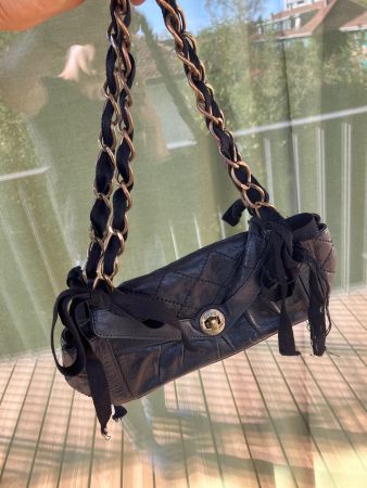 Original Moschino Lederhandtasche