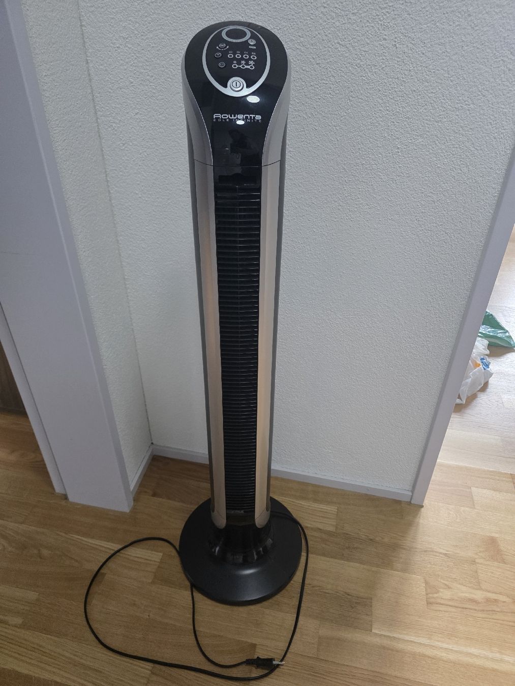 Rowenta Ventilatori: Rowenta Turmventilator – Usato da Schlieren venduto da est_b2px 3
