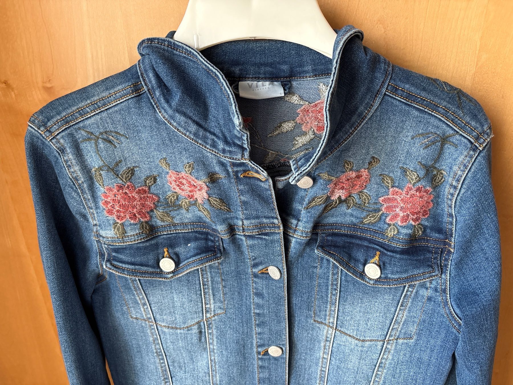 Vila Vestes: Vila Jeansjacke Gr. S – D'occasion à Richterswil par ZueriLake2 4