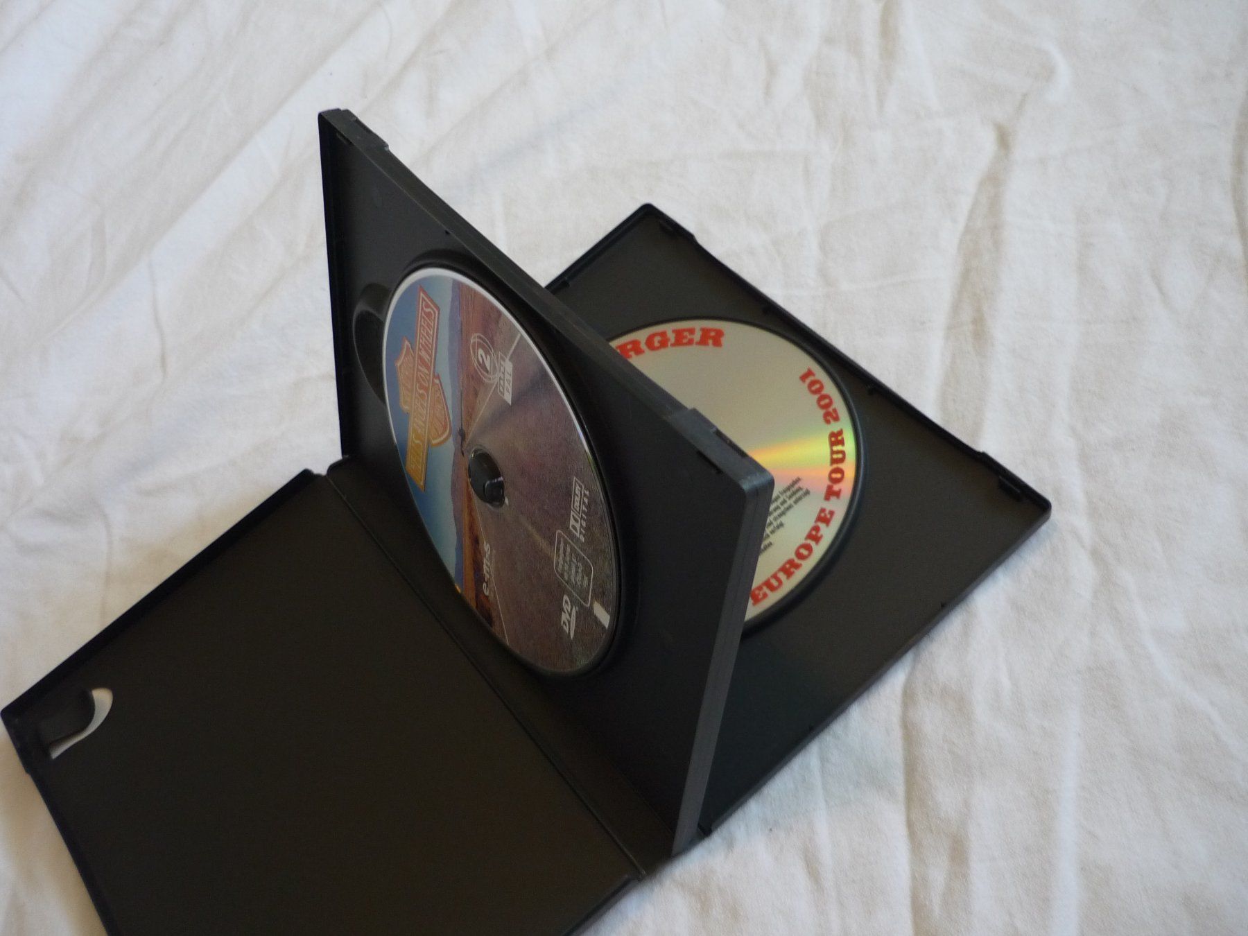 Tutti i DVDs: 2 DVD Rar - Hells Angels on Wheels - special edition – Usato da Beringen venduto da Flatretriever 3