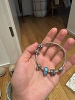 Pandora Armband mit Charms