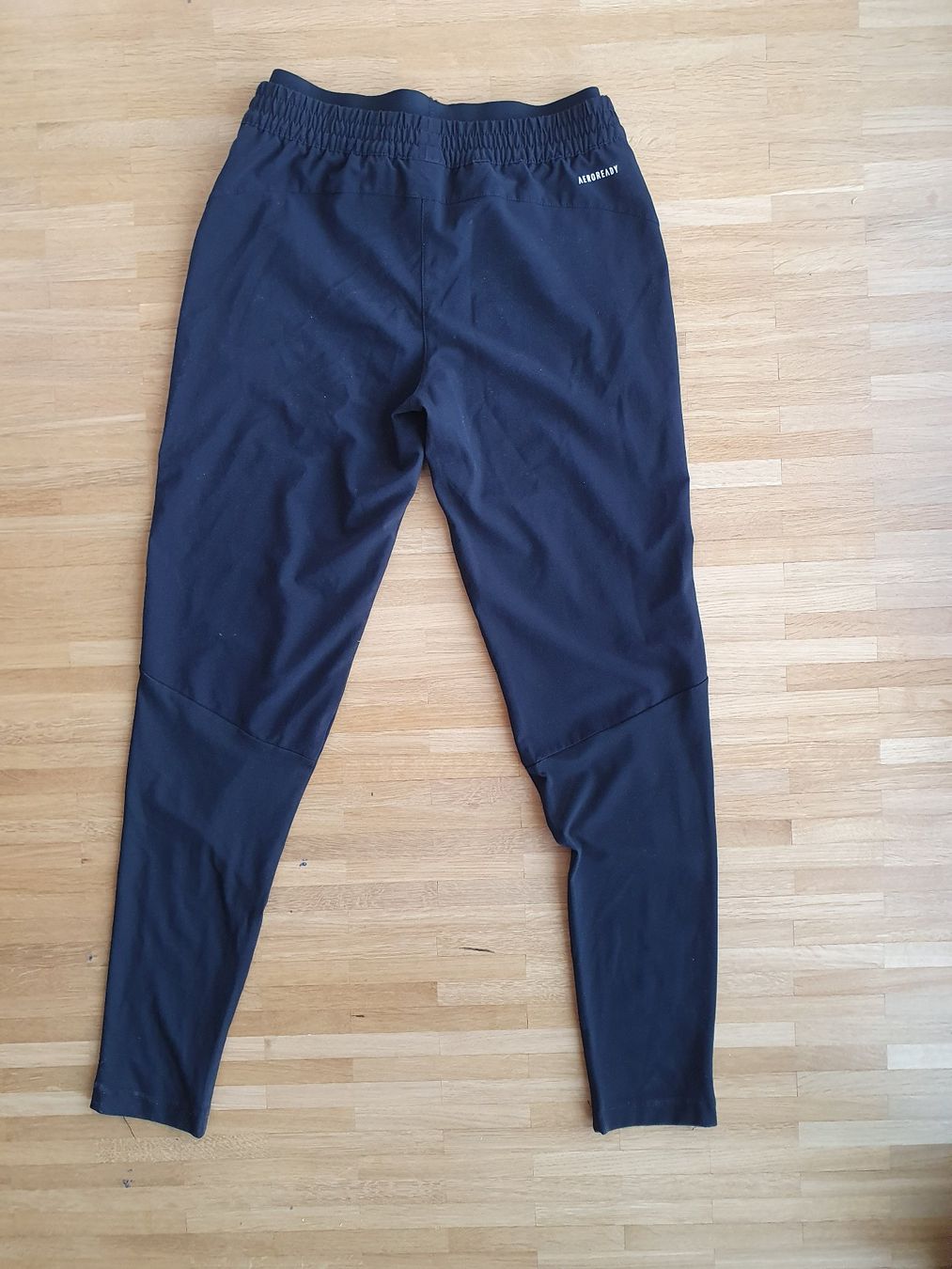 Adidas Pantaloni: Trainingshose Adidas, Grösse 152 – Usato da Wettingen venduto da Lenny15 1