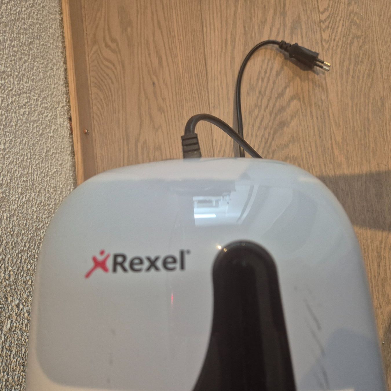 Rexel Aktenvernichter: Rexel Papier Shredder / Papier Wolf – Gebraucht aus Steinhausen von Housebabe 2
