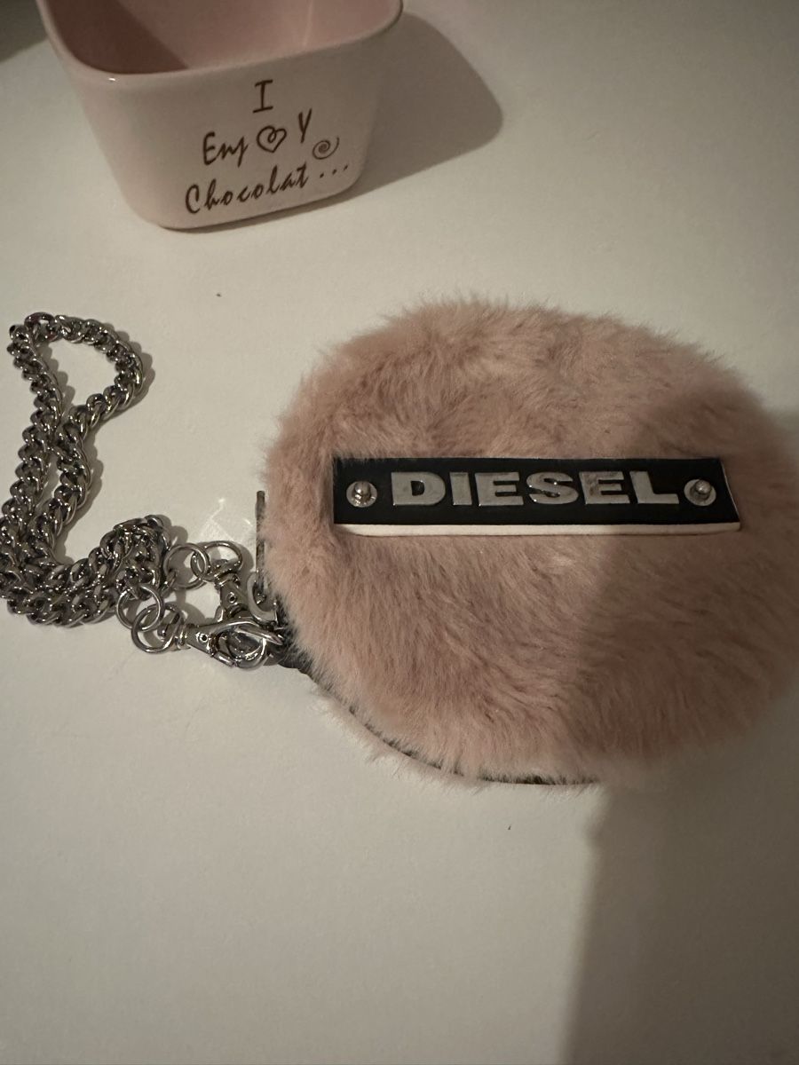 Diesel Borse da donna: Borsetta Diesel rosa, ecopelliccia, con catena – Usato da Mendrisio venduto da ketolin