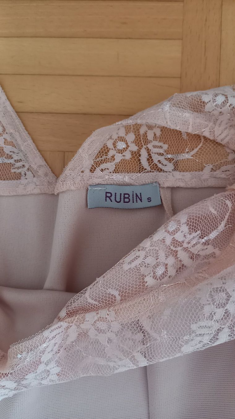Vestiti: Kleid – Usato da Winterthur venduto da Gabi_89 4