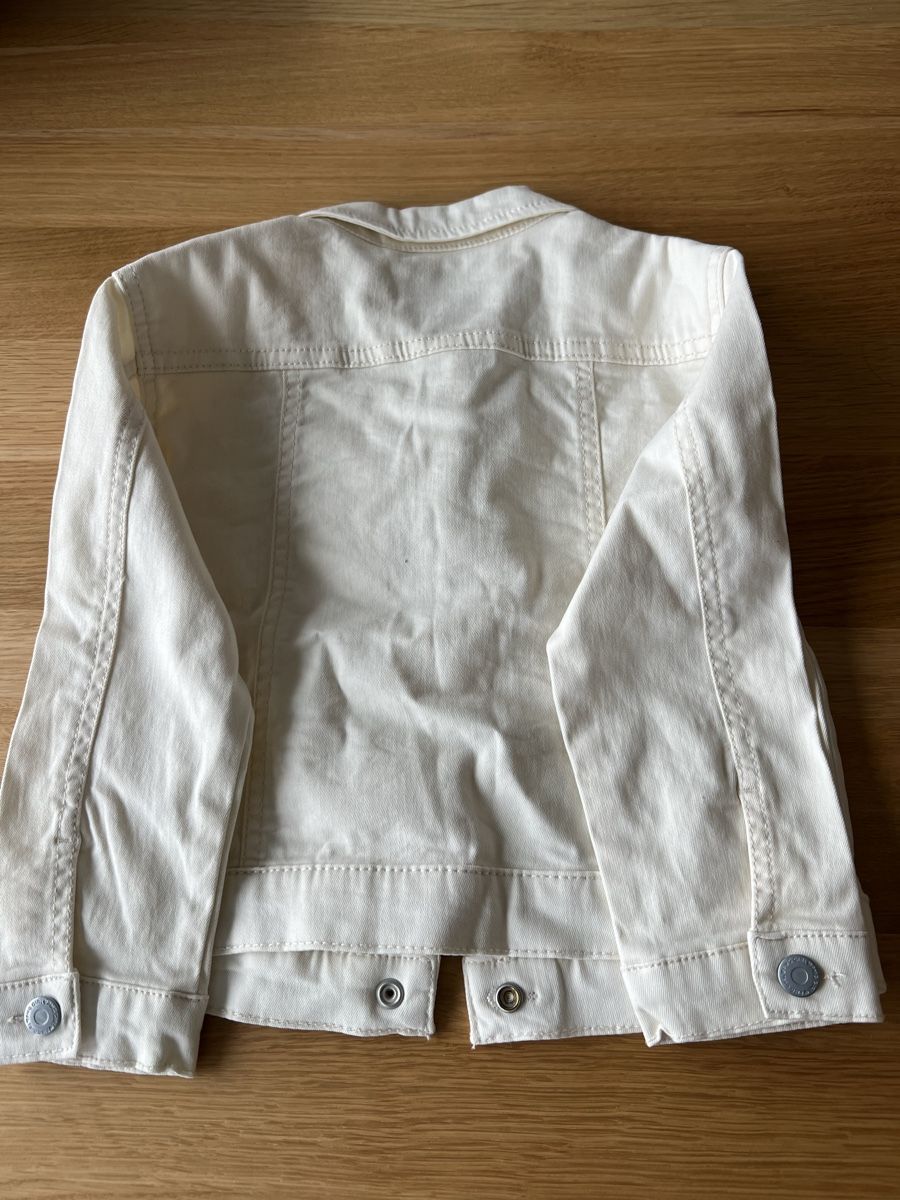 Primigi Vestes: Neue Jeansjacke Primigi Gr. 92/98 beige – Neuf avec emballage d'origine à Zürich par Blinddarm 2
