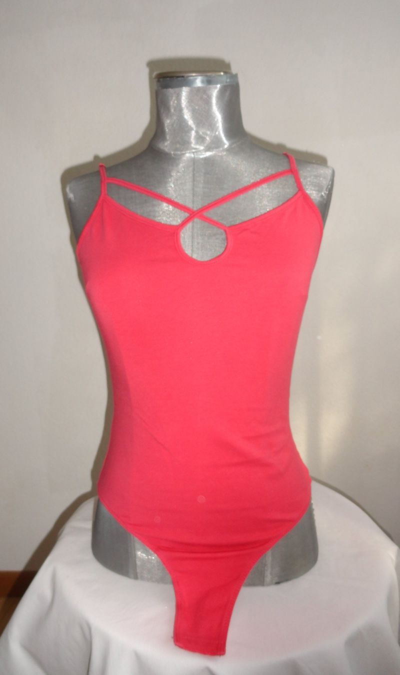 Tally Weijl Top: Body Tally Weijl T M – Usato da Marin-Epagnier venduto da rchouchouu