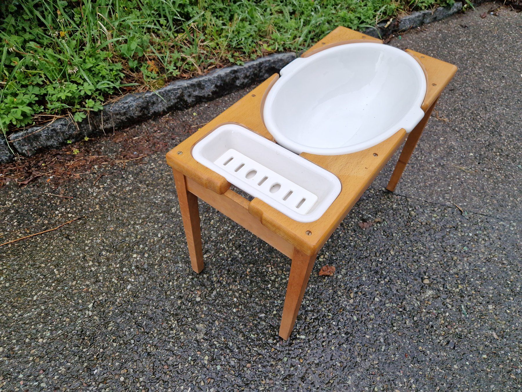 Mobili per bagno: Anitker Waschtisch mit Wasserschale und Seifenschale – Usato da Therwil venduto da Matz01 2