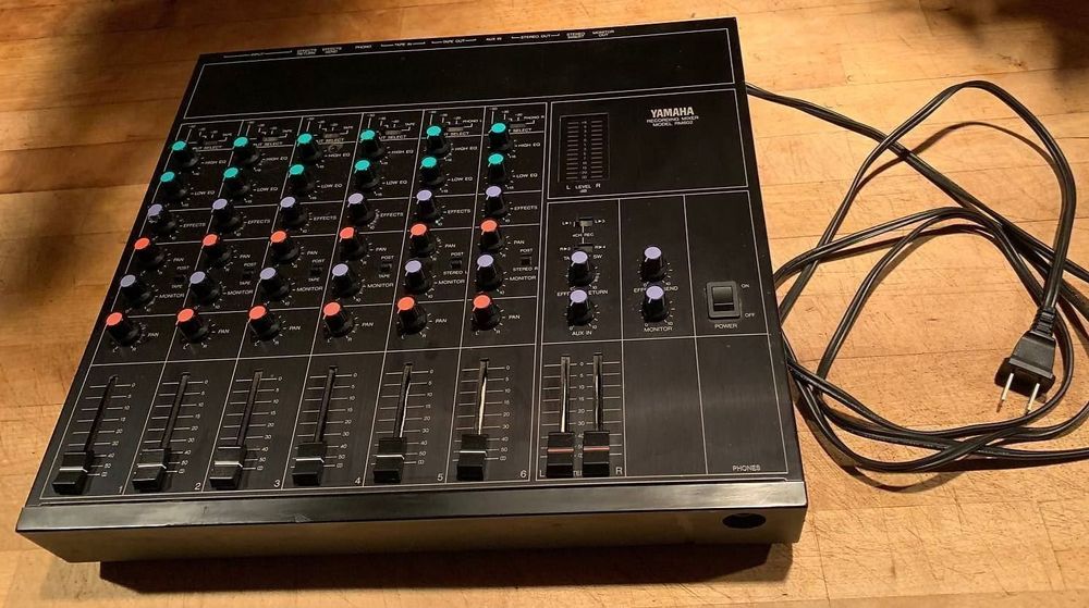 YAMAHA RM602 RECORDING MIXER 6 CHANNELS Kaufen auf Ricardo