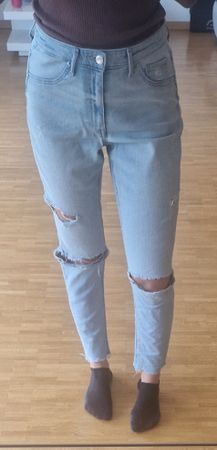 Jeans H&M délavé, taille 40, troués aux genoux