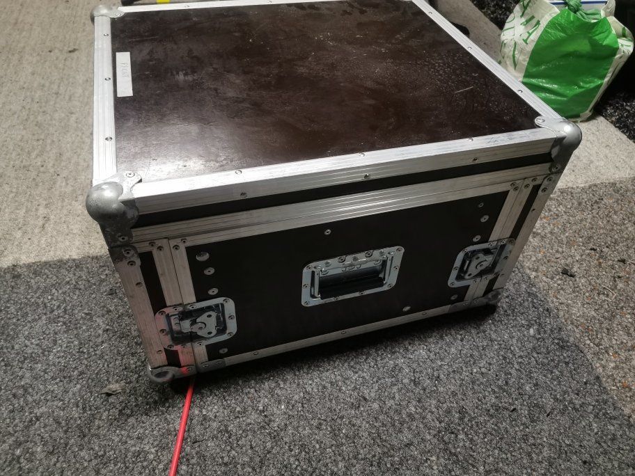 Autres accessoires: Flightcase FLYHT – D'occasion à Erlach par thermoflash 2