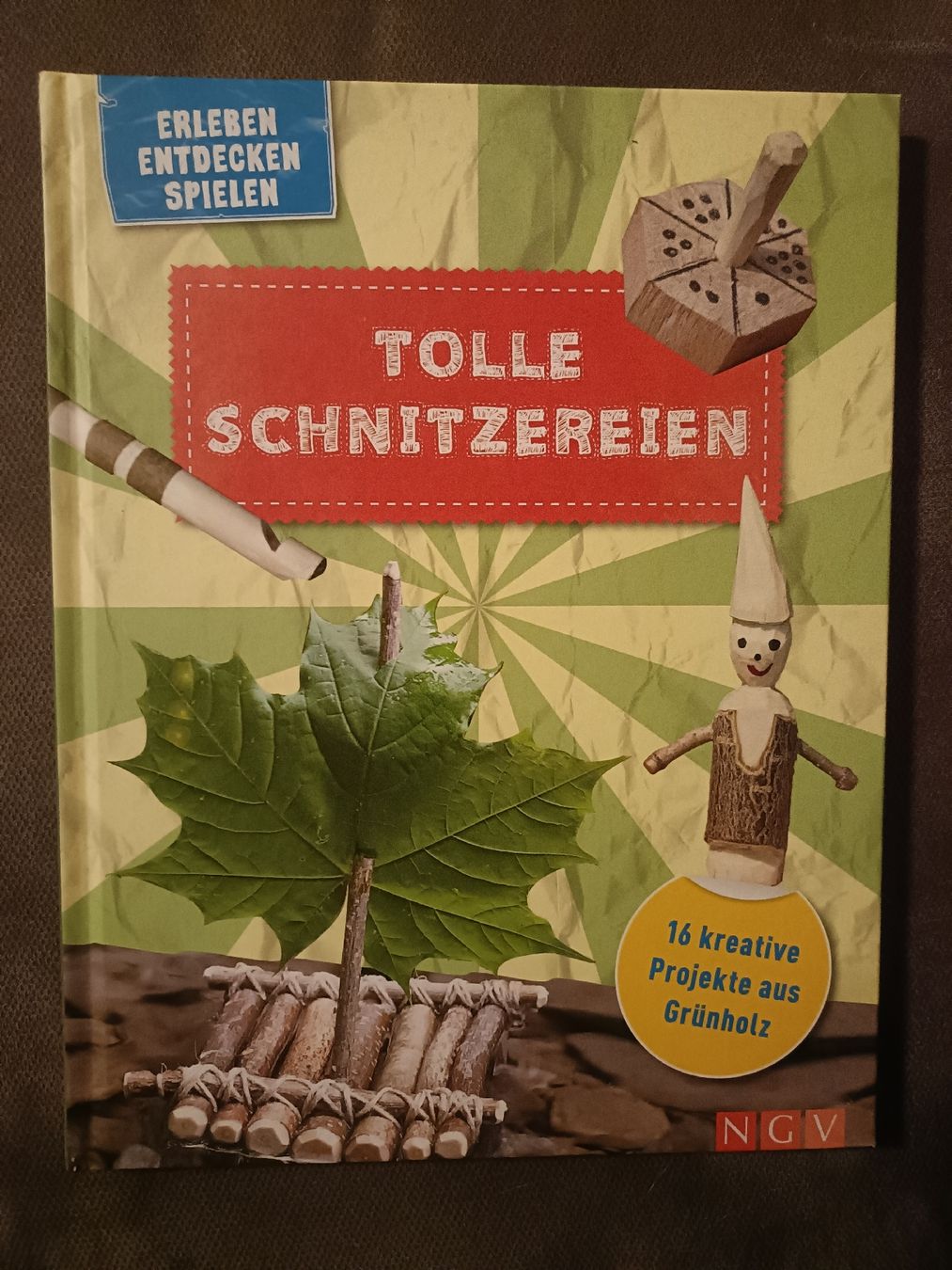 Bücher: Buch "Tolle Schnitzereien" – Neu (gemäss Beschreibung) aus Buchrain von Siro82