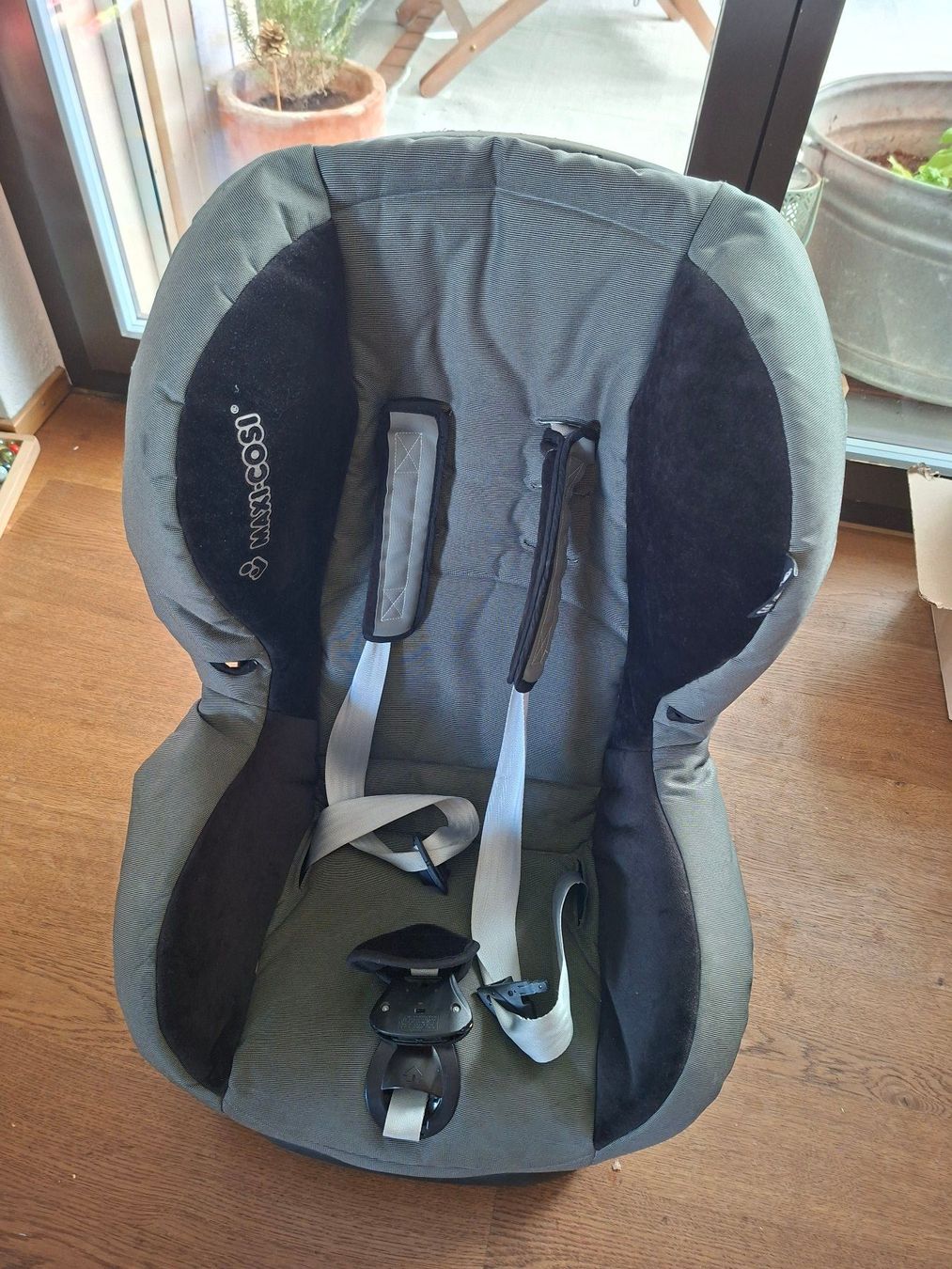 Maxi-Cosi Seggiolini per auto: Maxicosi Kindersitz – Usato da Zürich venduto da Pascual