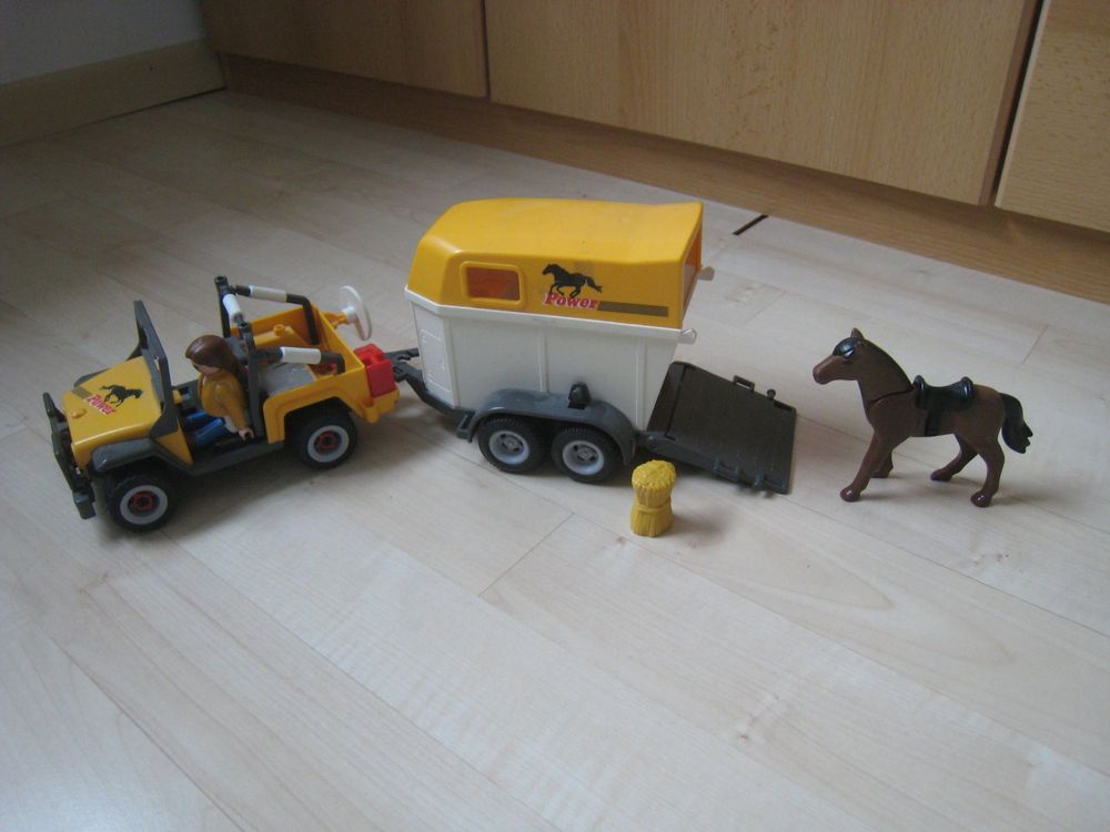Playmobil Jeep mit Pferdeanhänger (3248) PLAYMOBIL Kaufen auf Ricardo
