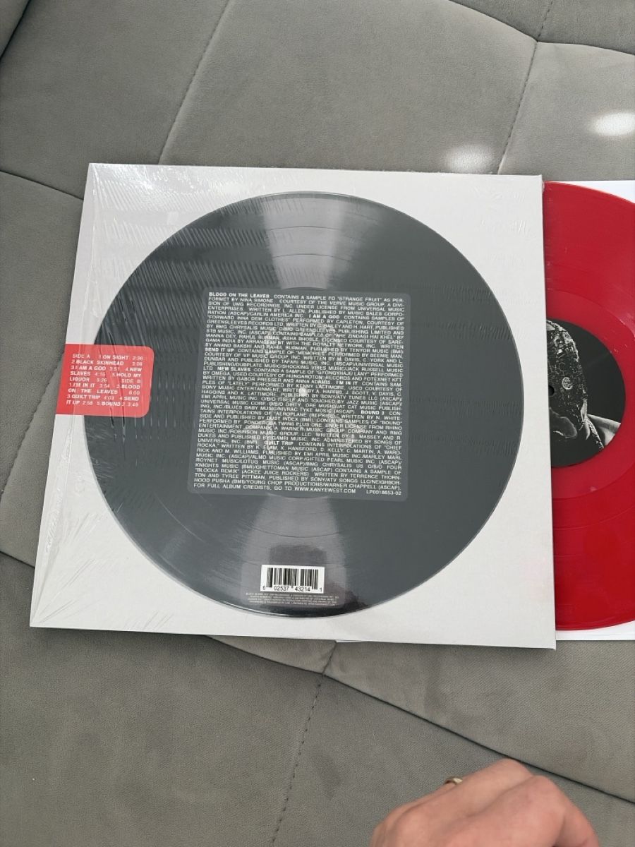Dischi in vinile: Kanye West Yeeus / Vinyl Red – Nuovo (secondo la descrizione) da Wittenbach venduto da therealmoonstone 1