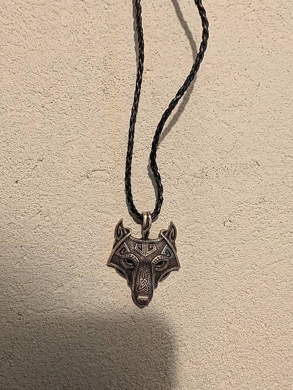 Anhänger: Wolfskopf Anhänger – Gebraucht aus Staufen von joe_6nhv
