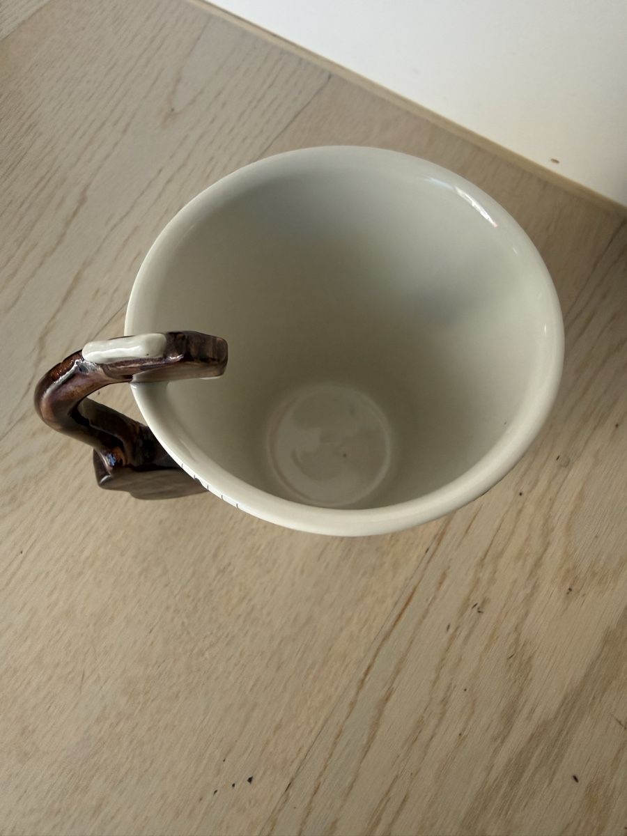 Tazze: Sammlertasse mit Gitarre-Griff und Noten Design. Neu. – Nuovo (secondo la descrizione) da Buch am Irchel venduto da Sweetharth 1