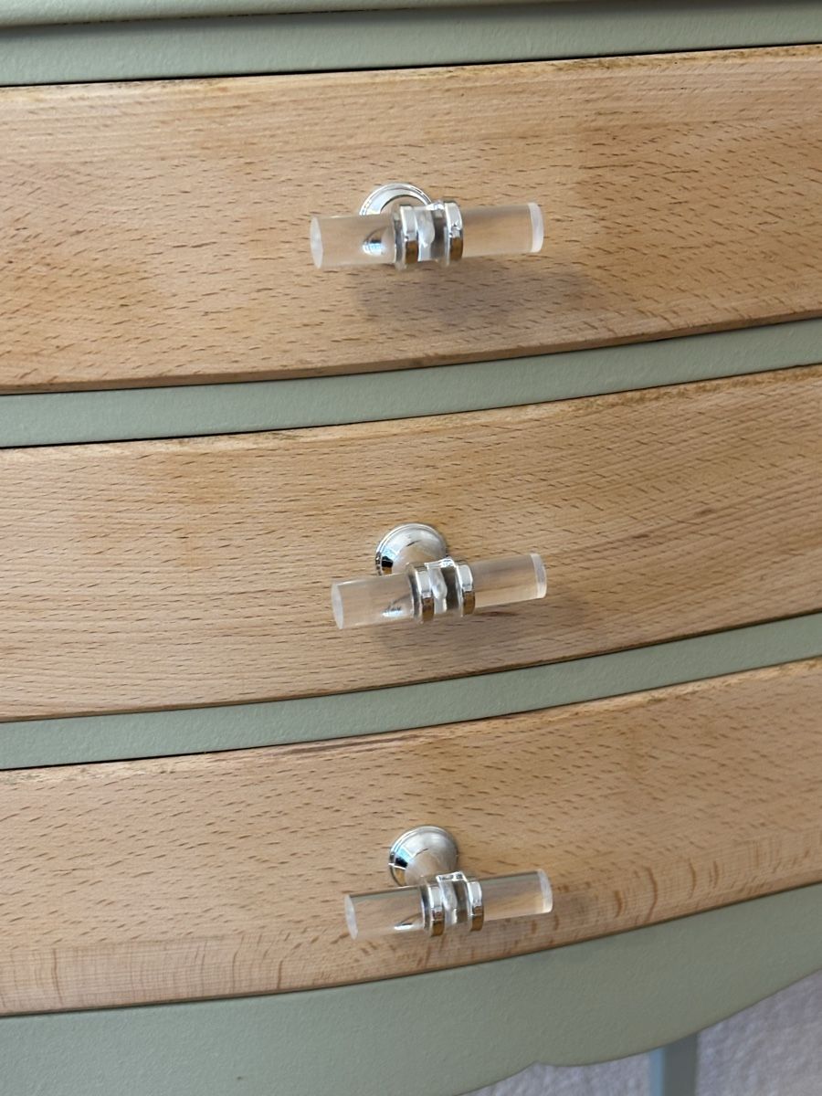 Commodes: Antikes restauriertes Möbel mit 3 Schubladen! – D'occasion à Stallikon par DX_Unique_Design 1