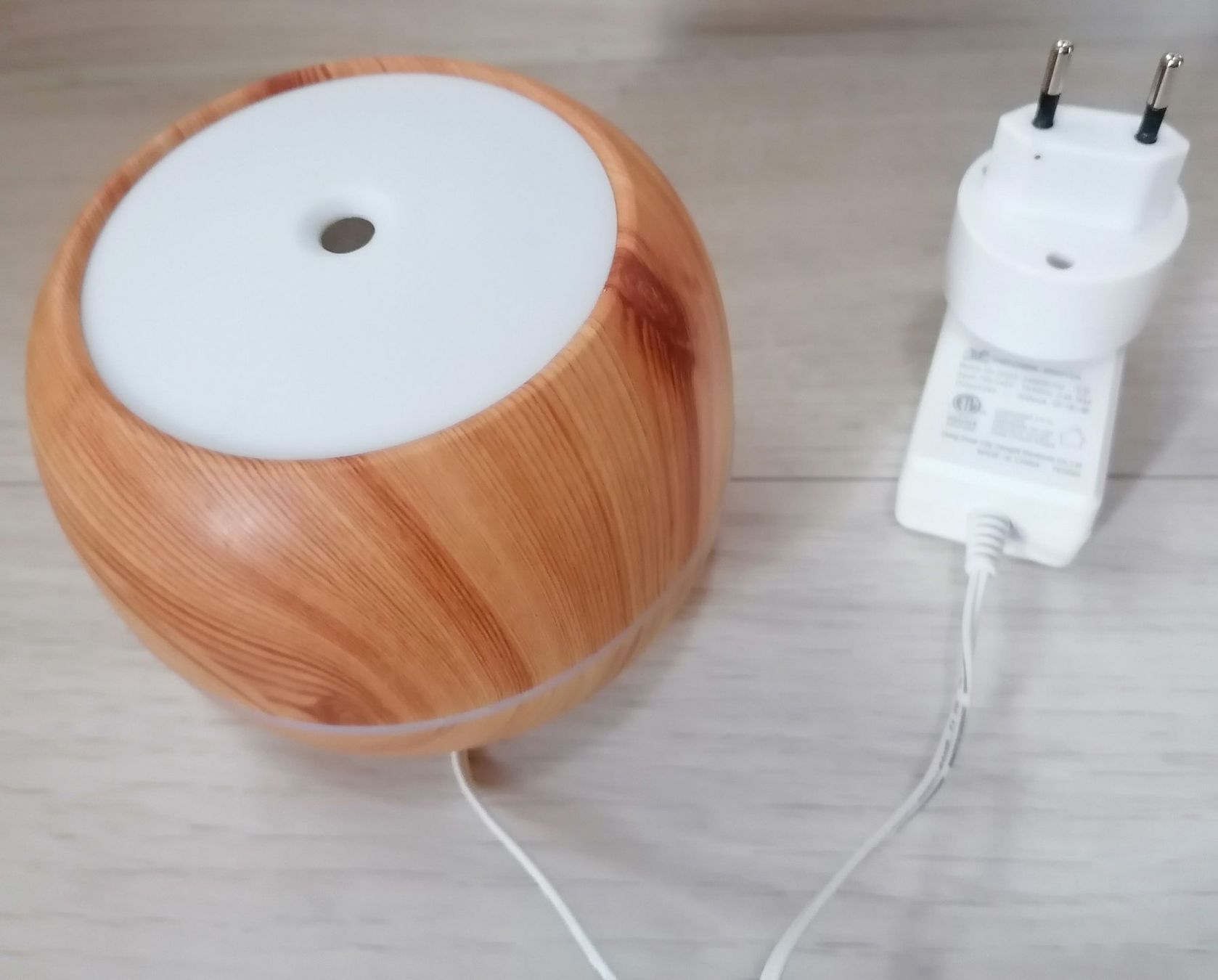Lampade: Duftlampe elektronisch mit verschiedenfarbigem Licht – Usato da Oberurnen venduto da mackrokodile 3