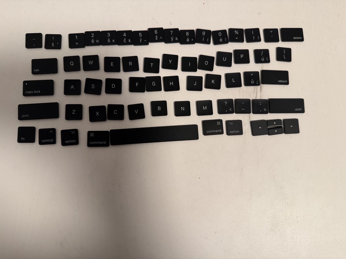 Apple Tastiere: 2017 MacBook Pro key caps – Nuovo (secondo la descrizione) da Zürich venduto da jankais3r 3