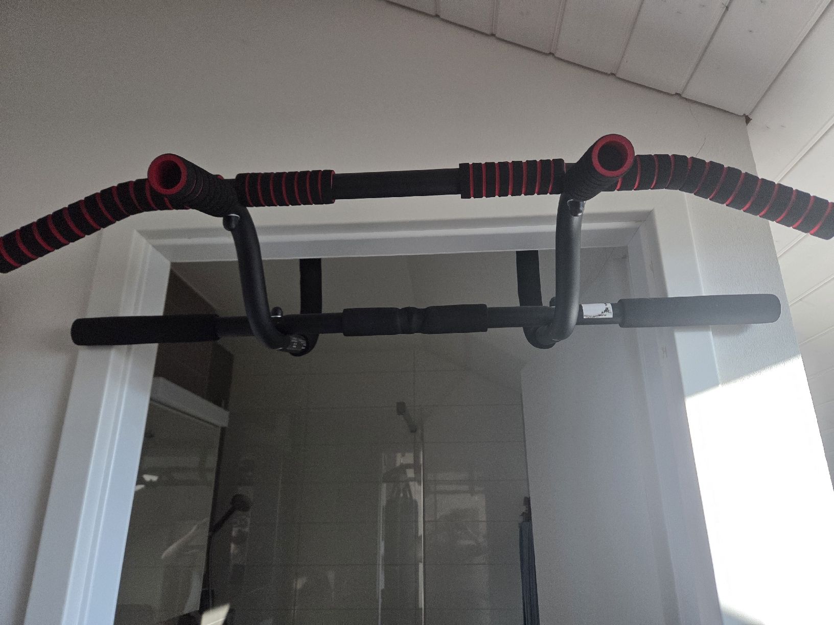 Vélos d'appartement: barre de traction – D'occasion à Ecublens VD par jer_76tp