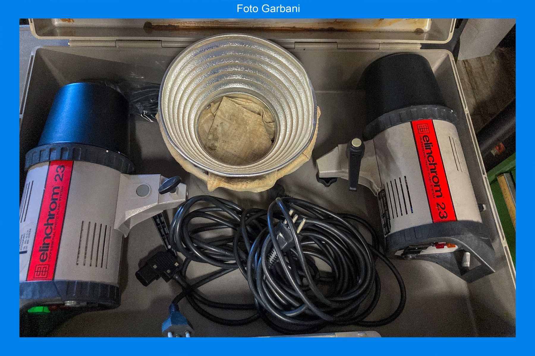 Elinchrom Flash: Elinchrom 23 2x lampade flash – Usato da Muralto venduto da FotoGarbani