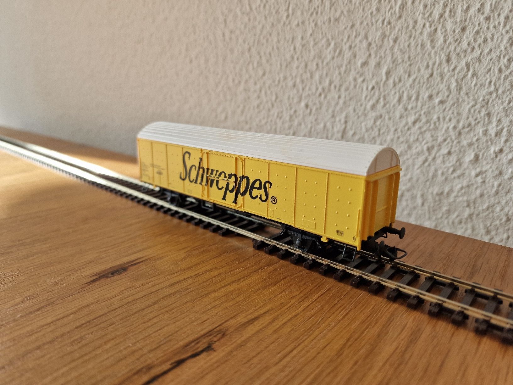 Lima Modelleisenbahnen: SBB Güterwagen Schweppes H0 – Gebraucht aus Matten b. Interlaken von lor_hr9w 2