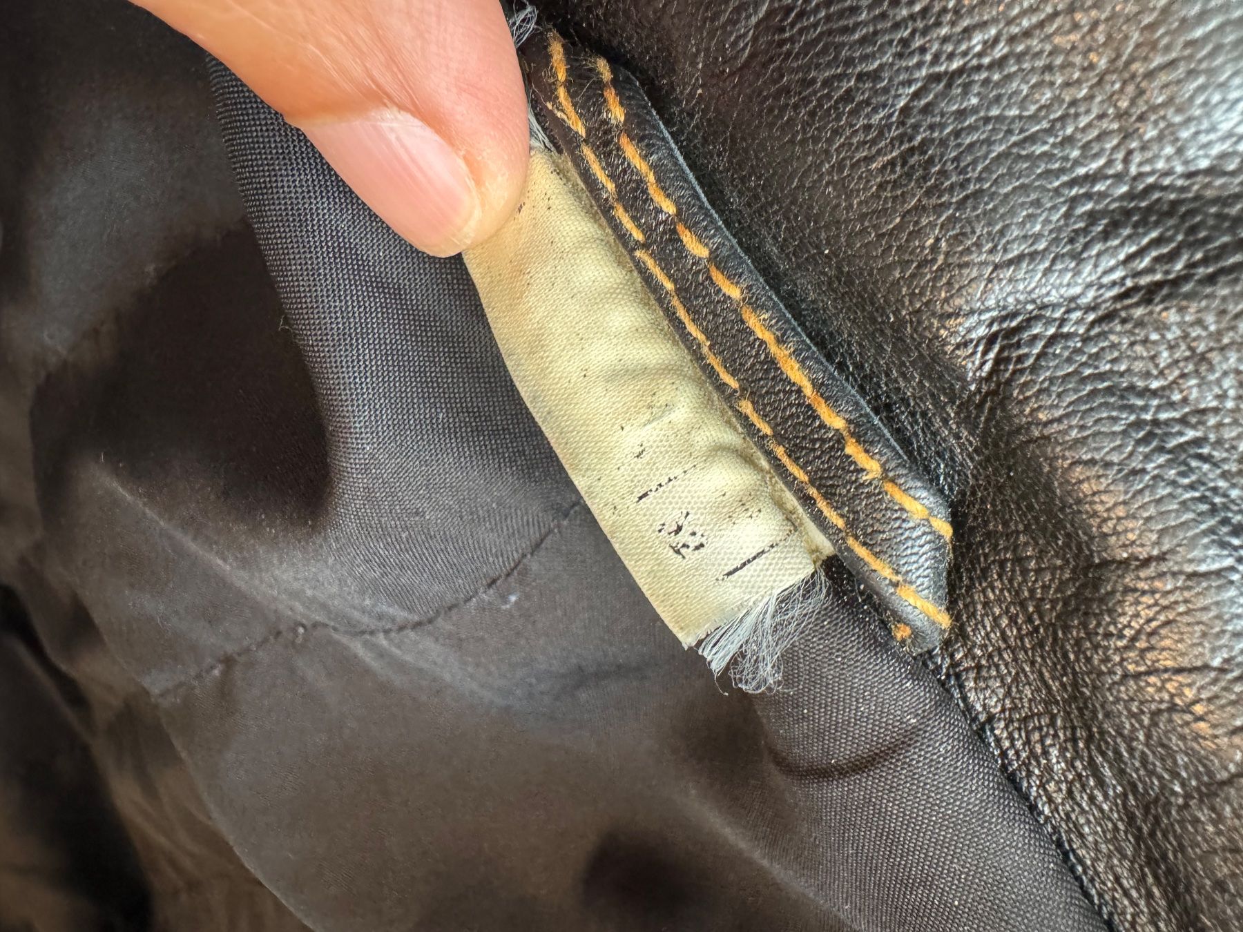 Giacche: Vintage Lederjacke – Usato da Obfelden venduto da cesarina10 8