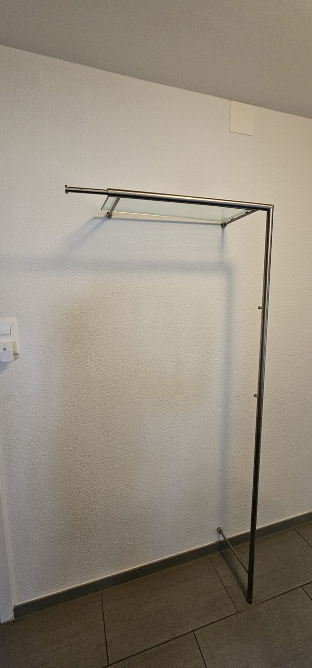 Guardaroba: Garderobe – Usato da Zürich venduto da JESSOK 2