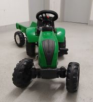 Tret-Traktor mit Anhänger grün guter Zustand gebraucht