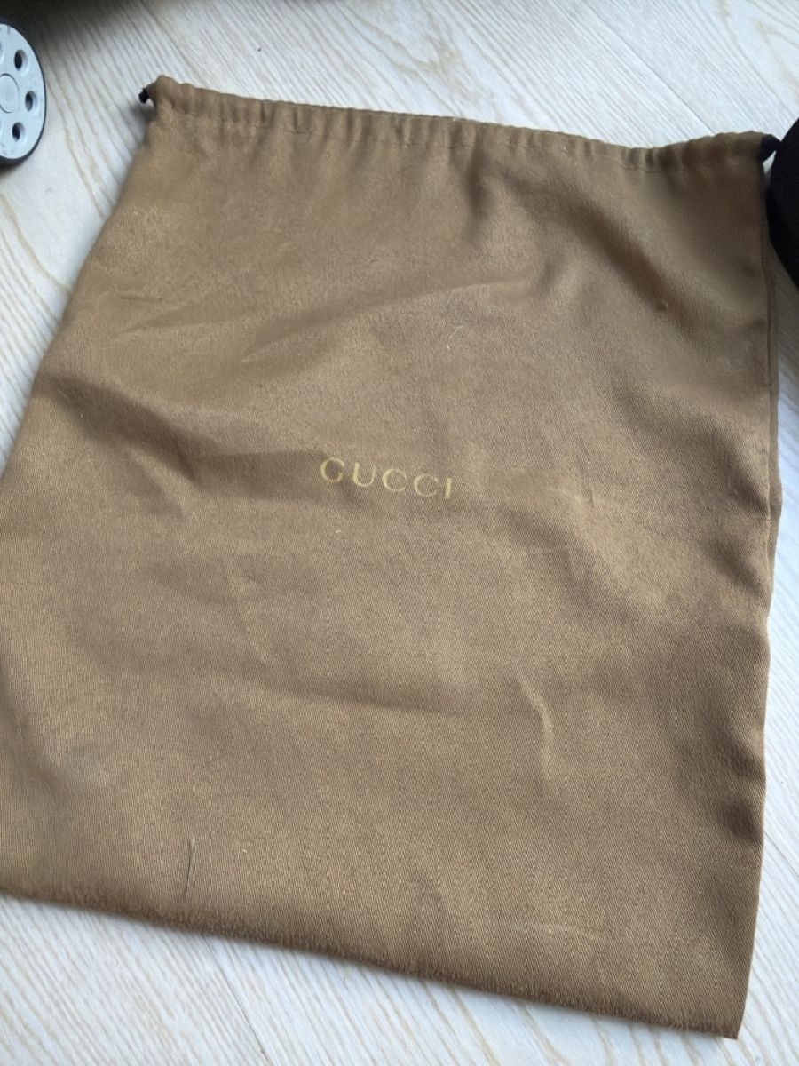 Gucci Scarpe da uomo: Gucci Jordaan 8  – Usato da Mont-sur-Lausanne venduto da sashwindow 8