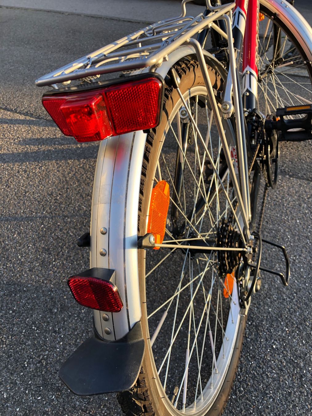 Magnum Velos: Fahrrad für Dame oder grösseres Mädchen – Gebraucht aus Boswil von Ueli073 7