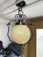 Massive Lampe