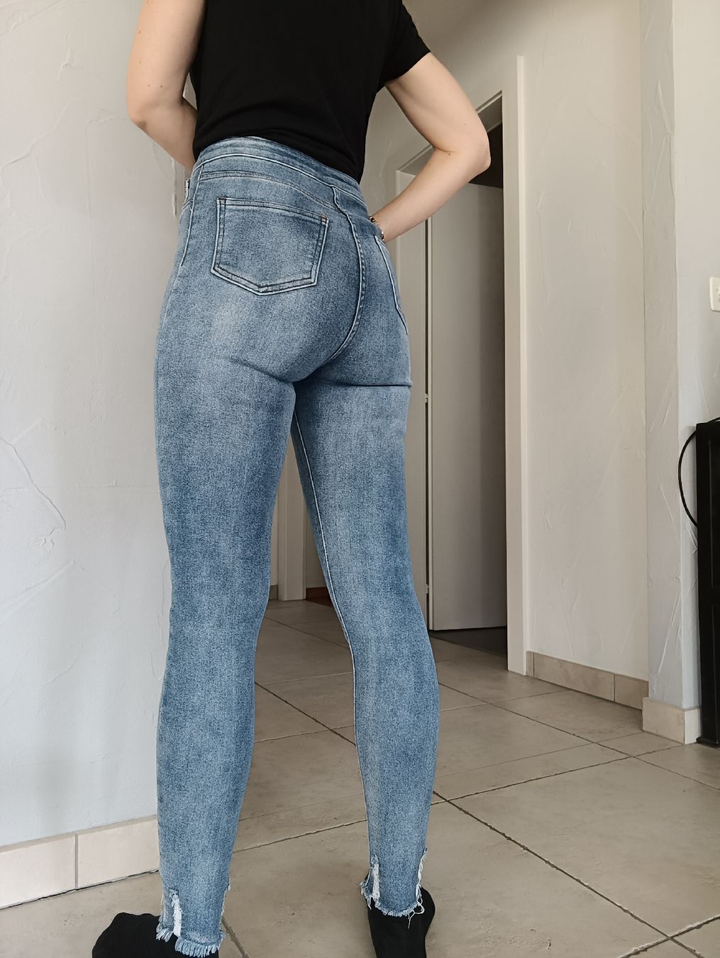 Jeans: JEAN RUBY SKINNY TAILLE HAUTE 36 / S – Usato da Sierre venduto da shirley04 4
