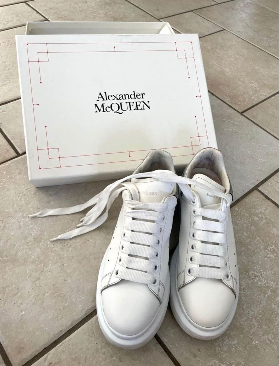 Alexander Mcqueen Scarpe da uomo: Alexander McQueen Sneaker weiss/silber Gr. 38.5 – Usato da Spreitenbach venduto da Webtempel 5