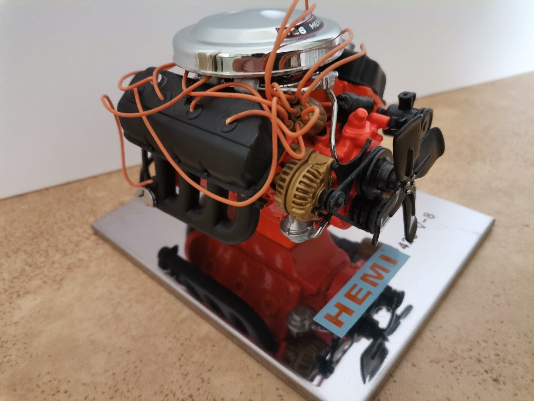 Chrysler Motori: Chrysler 426 V8 Hemi Motor 1:12 – Nuovo (secondo la descrizione) da Oftringen venduto da Esthiboy 1