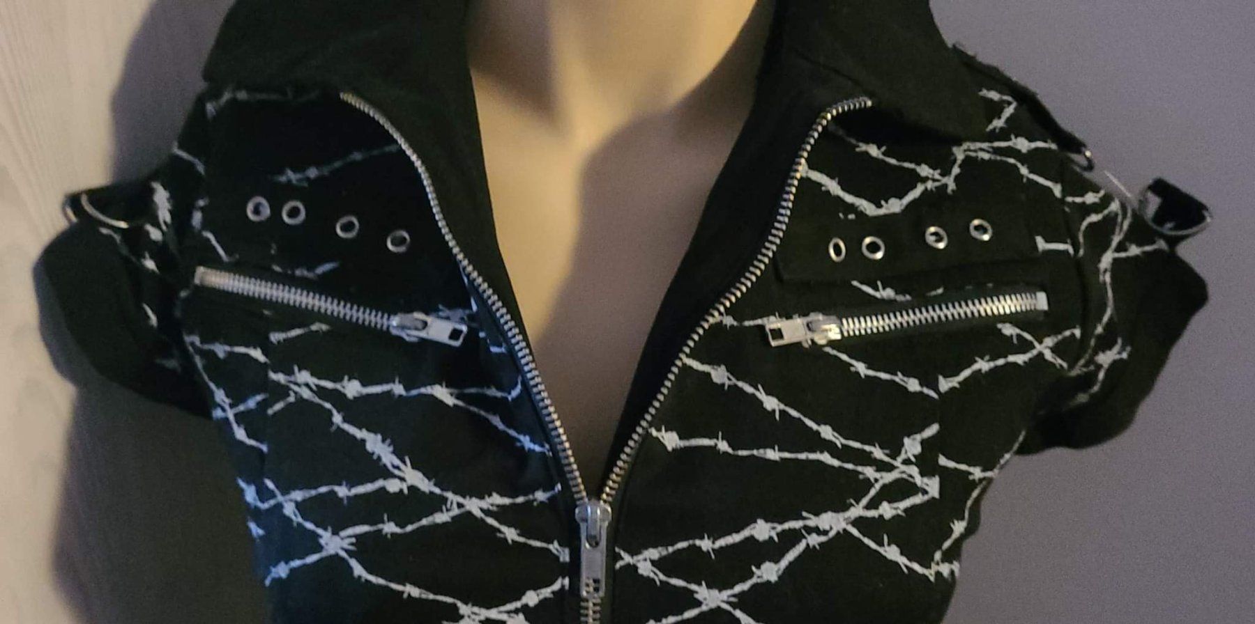 Vestiti: Hell Bunny Barbed Wire Dress Gothic – Nuovo (secondo la descrizione) da Eglisau venduto da Durango-Eduardo 9