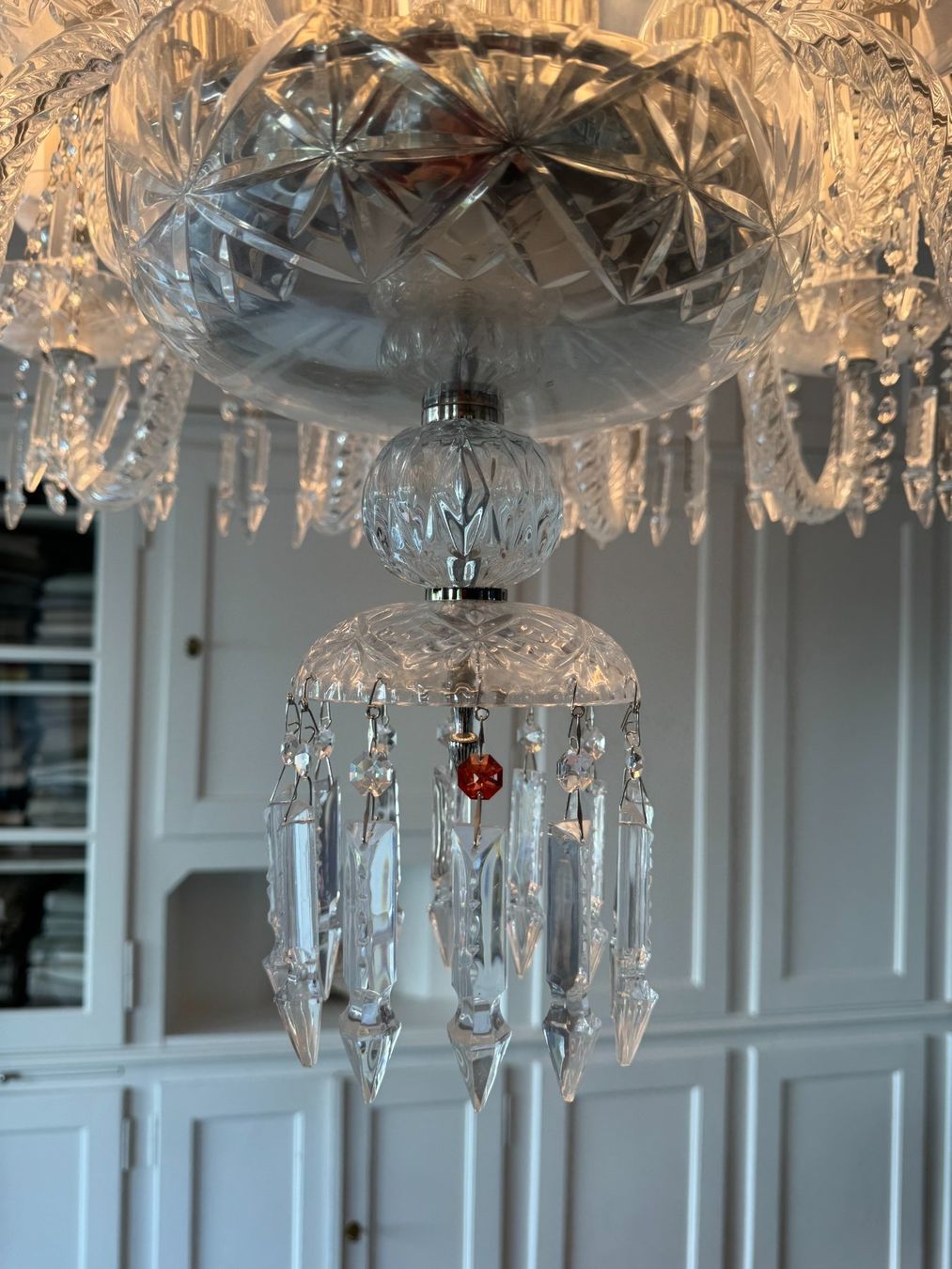 Swarovski Lampadari & plafoniere: Kronleuchter mit Swarovski-Kristallen – Usato da Erlenbach ZH venduto da Anna8700 3