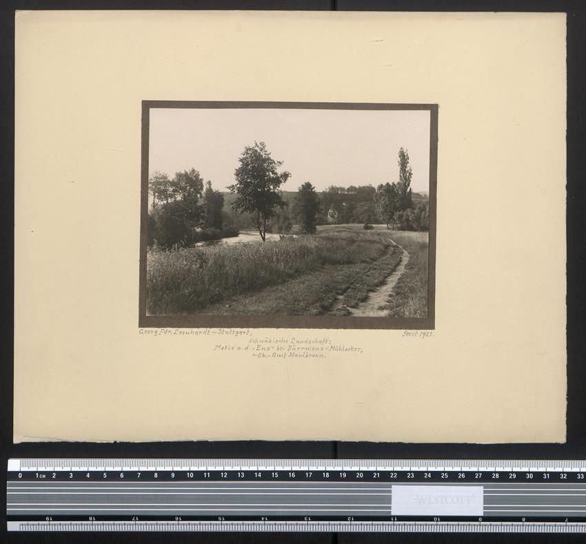 Fotografie & Manifesti: Fotografie Dürrmenz-Mühlacker, Uferpar – Usato da Berlin venduto da bartko-reher