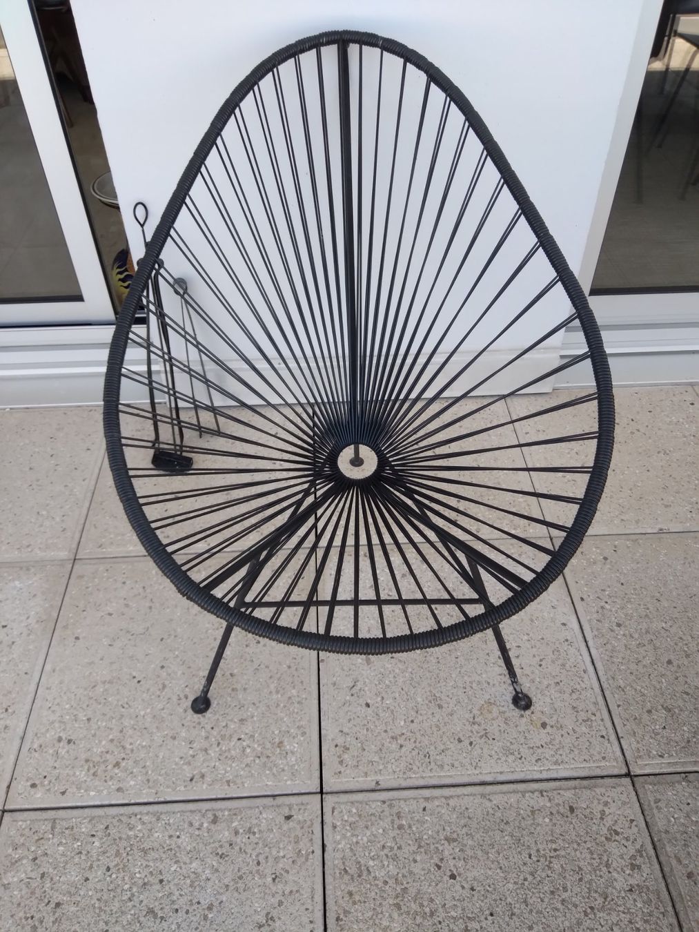 Poltrone: Fauteuil Acapulco de Maisons du Monde, Noir – Usato da Chêne-Bougeries venduto da FamilleGanev